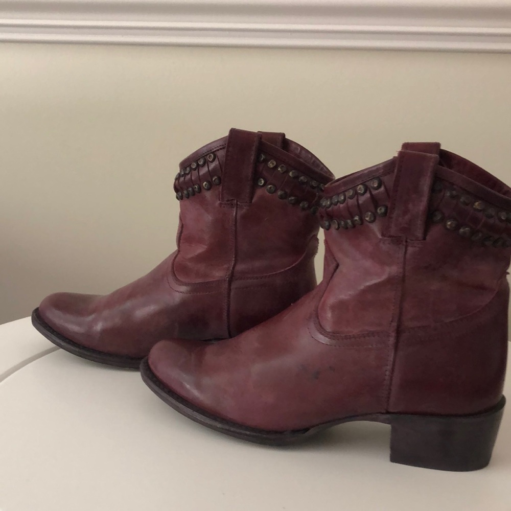 FRYE Dana Cut Studded Booties